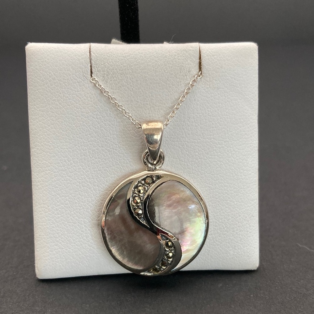 925 Yin and Yang Pendent with Natural Shell Inlay.